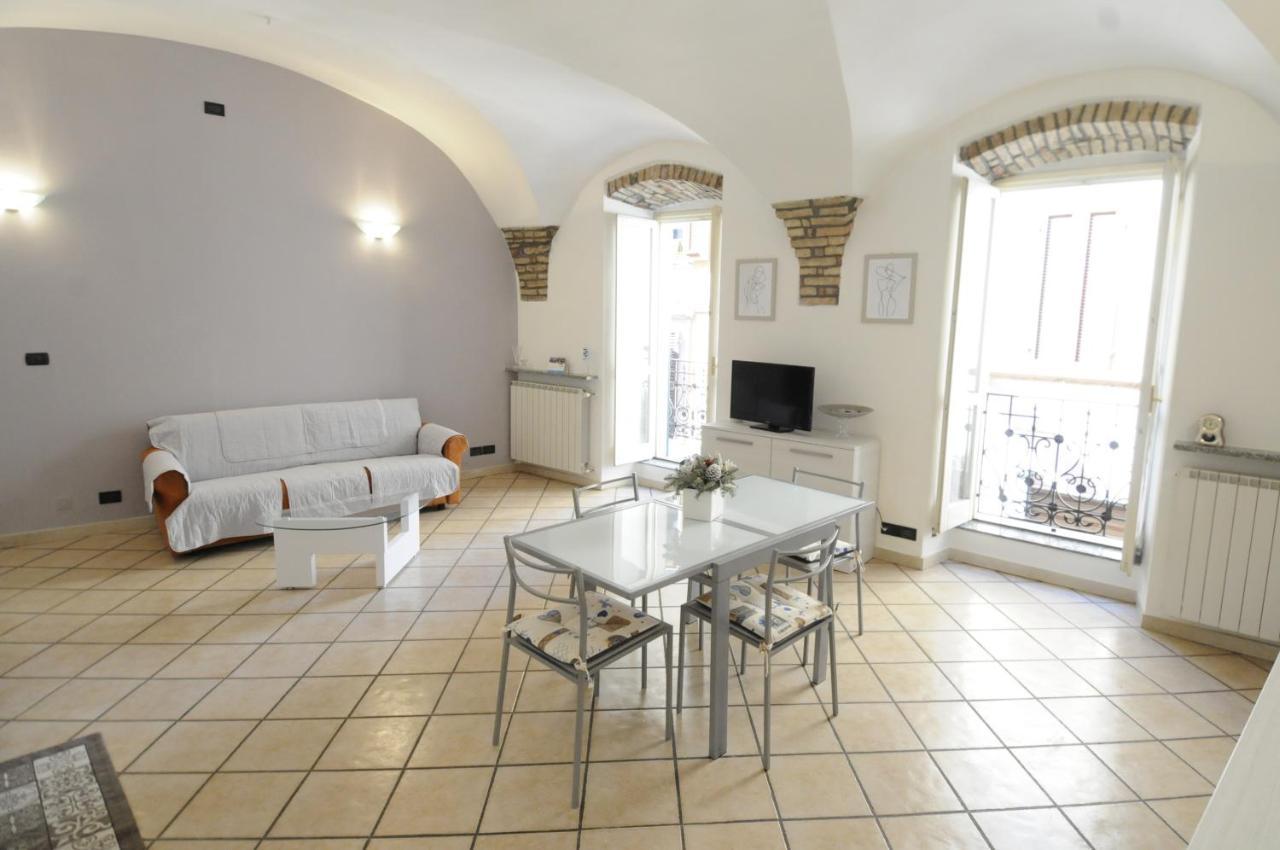St. George Apartment โลเวเร ภายนอก รูปภาพ